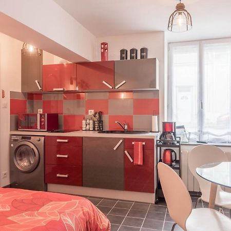 Studio Le Ligérien Saint-Denis-de lʼHôtel Exterior foto